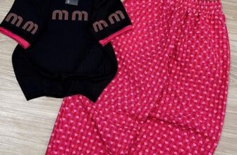 [🆕🇻🇳] Ly Pijama – Đồ Bộ Mặc Nhà  👕 Top1Fashion 👗  𝑬𝒎 𝒄𝒐́ 𝒏𝒈𝒉𝒆 𝒎𝒖̀𝒂 𝒙𝒖𝒂̂𝒏 𝒗𝒆̂̀ 𝒄𝒉𝒖̛𝒂
Set bộ áo thun tăm miu, quần đũi phom baggy.
Giá #119k/set. Hàng #freesize 45_56kg.
#Lypijama #đũi #thuntăm # , shares-0✔️ , likes-0❤️️ , date-2025-01-14 16:35:19🇻🇳🇻🇳🇻🇳📰🆕