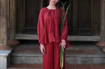 [🆕🇻🇳] Ngân – Chuyên sỉ hàng VNXK – KHO SỈ HÀNG VNXK SẴN TẬN XƯỞNG 👕 Top1Fashion 👗  SET ÁO ĐỎ REN HOA NỔI TP + Q. SUÔNG
SIZE SM
Lẻ #250k•••••••••••••••••♡•••••••••••••••••
Tuyển sỉ từ 5sp
Join group sỉ#thoitrangnu #chuyensi #xuhuong # , shares-0✔️ , likes-0❤️️ , date-2025-01-18 06:17:40🇻🇳🇻🇳🇻🇳📰🆕