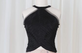 [🆕🇻🇳] The MAVEN – Fashion Brand 👕 Top1Fashion 👗  We add more sparkling detail at the body of the skirt to make a beautiful effect for the overall Lucca SetLUCCA TOP
S | M | LLUCCA SKIRT
S | M | L  , shares-2✔️ , likes-2❤️️ , date-2025-01-28 16:00:20🇻🇳🇻🇳🇻🇳📰🆕