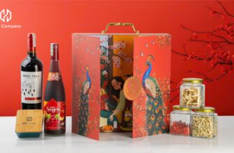 [🆕🇻🇳] Xưởng sản xuất hộp giấy, túi giấy kraft đẹp 🎨 Top1Designs ✨  Bộ bao bì hộp quà Tết 2025Khi mùa xuân về, không chỉ là thời khắc của sự đoàn viên, mà còn là lúc chúng ta gửi gắm những yêu thương, trân trọng qua từng  , shares-0✔️ , likes-0❤️️ , date-2025-01-15 00:29:49🇻🇳🇻🇳🇻🇳📰🆕