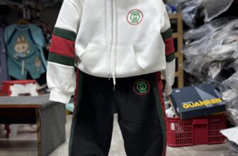 [🆕🇻🇳] Đậu Bắp Kids _ 157a Gò Dầu. Tân Quý. Hồ Chí MInh 🧑‍🧒❤️️👶⭐️ Lạnh rồi khách ơi ( 22kg — 35kg)
E còn vài bộ, chị em chốt nhanh e ship kịp nè
, shares-0✔️ , likes-1❤️️ , date-2025-01-11 14:22:34🇻🇳🇻🇳🇻🇳📰🆕