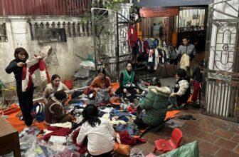 [🆕🇻🇳] Cẩm Vân Nguyễn – Thời trang cho bé yêu 🧑‍🧒❤️️👶⭐️ Vẫn còn rất nhiều hàng đẹp các bác ơi, ăn uống xong xuôi trở bé đến nhà em lựa đồ mặc thử thoải mái luôn nha xả hàng đến 22h tối luôn ạ.
Đc: 108 Đông Phươ , shares-0✔️ , likes-46❤️️ , date-2025-01-16 03:14:21🇻🇳🇻🇳🇻🇳📰🆕