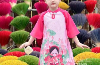 [???]  Thời trang trẻ em Zinzin Kid’s  ?‍?❤️️?⭐️ Áo dài SEN với nét đẹp truyền thống, cực xinh – đậm chất Việt Nam trong BST áo dài Tết 2025
Thiết kế vẫn giữ nét đẹp truyền thống của tà áo dài Việt Nam, c , shares-0✔️ , likes-0❤️️ , date-2025-01-16 15:48:16????????