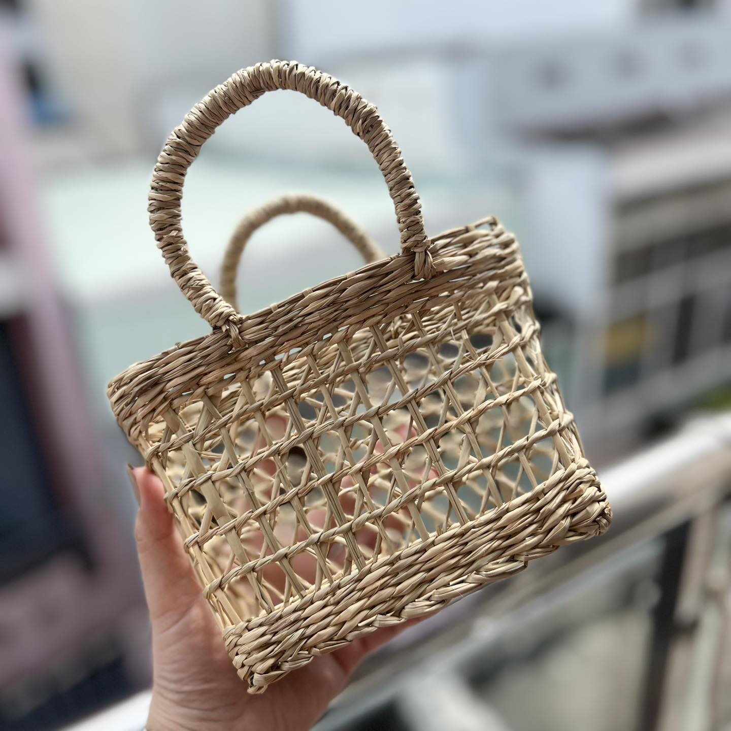 [🆕🇻🇳]  SAM ƠI – chuyên đồ Tết cho bé với đa dạng mẫu mã 🧑‍🧒❤️️👶⭐️ Giỏ cói này còn nhiều, e sale mạnh xả kho nghỉ tết ạ , 40k/cái nha mí chị ơiii
, shares-0✔️ , likes-1❤️️ , date-2025-01-15 18:23:17🇻🇳🇻🇳🇻🇳📰🆕