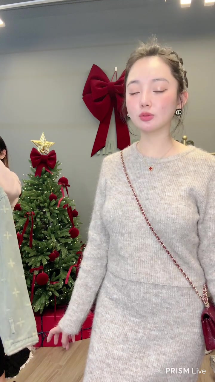 [🆕🇻🇳] Ha Thu Hoang Clothing – Chuyên Thời Trang Nữ 👕 Top1Fashion 👗  XẢ KHOOOO TỪ 99k
 , shares-0✔️ , likes-222❤️️ , date-2025-01-18 04:11:27🇻🇳🇻🇳🇻🇳📰🆕