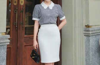 [???] Thời trang Đan Châu  ? Top1Fashion ?  Album đồng giá chỉ từ 159k:
𝐍𝐄𝐖 𝐂𝐎𝐋𝐋𝐄𝐂𝐓𝐈𝐎𝐍- Outfit xinh yêu & tỏa sáng!
Mix áo kiểu caro năng động với chân váy trắng đơn giản nhưng cực kỳ thu hút. Chân  , shares-0✔️ , likes-7❤️️ , date-2025-01-12 17:00:08????????