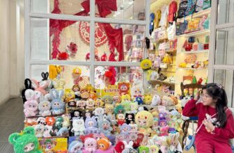 [🆕🇻🇳] Nhà Hạt Dẻ – Thời trang Trẻ em và Gia đình 😎❤️️⭐️ BABY THREE – NHÀ DẺ CÓ SẴNNhà có của nải gì mang ra bày hết. Bày chụp xong vẫn thấy thiếu 3-4 loại nữa chưa khui. Quá nhìu ko còn chỗ nữa ah.
Box mù em  , shares-0✔️ , likes-1❤️️ , date-2025-01-14 14:00:08🇻🇳🇻🇳🇻🇳📰🆕