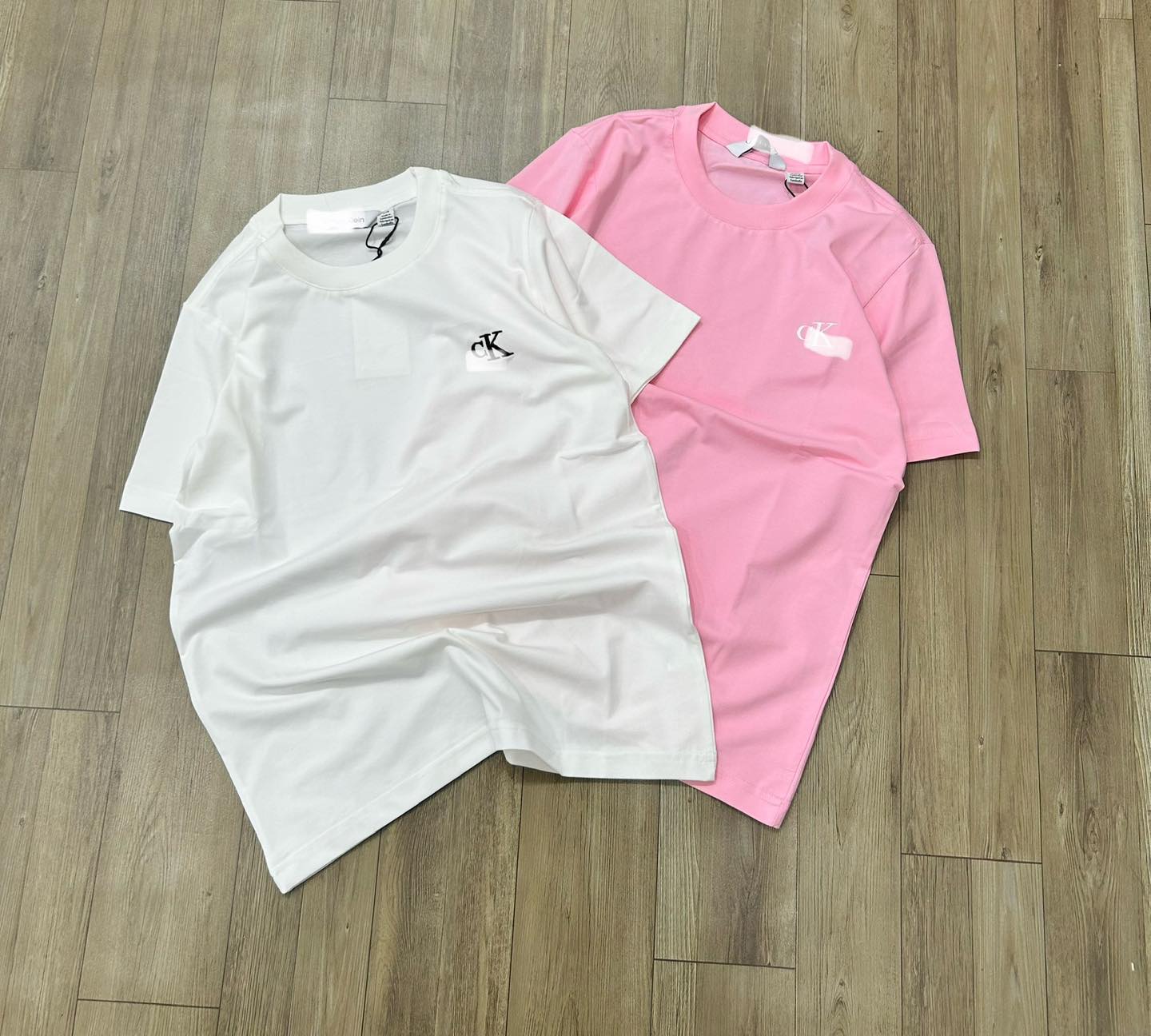 [🆕🇻🇳] AfterBefore – Modern design, high quality fabric, comfy form and effortless chic style womenswear 👕 Top1Fashion 👗  KNITWEAR FOR HOLIDAYVISIT US ——
150/22 Nguyễn Trãi, Phường Bến Thành, Quận 1, TP HCM
—— ORDER ONLINE ——
Shopee/ Lazada/ Tiktok
Hotline/ Zalo 0935601001 , shares-1✔️ , likes-1❤️️ , date-2025-01-15 22:30:13🇻🇳🇻🇳🇻🇳📰🆕