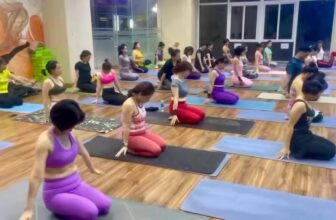 [🆕🇻🇳] FunFit Fitness & Yoga Center 🧘 Top1Yoga 🤸🏻‍♀️ YOGA MUSIC MANG ĐẾN SỰ DIỆU KỲ NHƯ THẾ NÀO?
Âm nhạc giúp xóa bỏ mọi muộn phiền, thư giãn tối đa.
Uyển chuyển, lôi cuốn hơn với chuỗi động tác mới mẻ.
G , shares-0✔️ , likes-1❤️️ , date-2025-01-21 02:24:01🇻🇳🇻🇳🇻🇳📰🆕