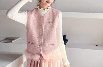 [🆕🇻🇳]  Shop mẹ Thỏ Đà Lạt- Chuyên quần áo trẻ em cao cấp 🧑‍🧒❤️️👶⭐️ Còn 1 set cuối size 130,hàng đẹp xuất sắc, 640k sàle còn 600k,miễn phí ship ạ
, shares-0✔️ , likes-4❤️️ , date-2025-01-14 20:56:36🇻🇳🇻🇳🇻🇳📰🆕