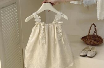 [🆕🇻🇳]  Baby Sweet – Chuyên quần áo trẻ em tqxk, little maven, jumping meters , malwee … và phụ kiện trẻ em 🧑‍🧒❤️️👶⭐️ Hàng mới về có sẵn
Váy 2 dây quai ren hoa phong cách Hàn siêu siêu xinh
Size 90-100-110-120-130 ( 11-25kg )
Giá #155k
, shares-0✔️ , likes-0❤️️ , date-2025-01-16 21:51:24🇻🇳🇻🇳🇻🇳📰🆕