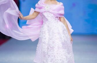 [🆕🇻🇳] Những Bông Hoa Nhỏ (AnBi Kids) 😎❤️️⭐️ Destination Runway fashion week
Design: AnBie
#anbibarbie #vaynangtho #nhungbonghoanho #vaycongchua #vayxinh
, shares-0✔️ , likes-2❤️️ , date-2025-01-16 03:48:30🇻🇳🇻🇳🇻🇳📰🆕