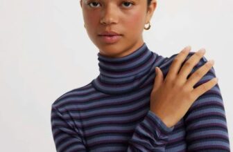 [🆕🇻🇳] Khang VNXK 👕 Top1Fashion 👗   Giá 200k  #100kÁo cổ lọ  L e v i ‘ sChất thun rib dày dặn, mềm êm, vải cực kì đẹp.Gam màu kẻ đẹp quá, cực kì nịnh da. Dáng ôm vừa vặn, ai mặc cũng  , shares-1✔️ , likes-2❤️️ , date-2025-01-16 18:54:34🇻🇳🇻🇳🇻🇳📰🆕