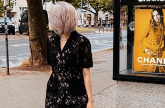 [🆕🇻🇳] H’allure – “If you’re an open book, there’s no allure.” – Alexander McQueen 👕 Top1Fashion 👗  𝐓𝐄𝐗𝐓𝐔𝐑𝐄𝐒 𝐎𝐅 𝐄𝐋𝐄𝐆𝐀𝐍𝐂𝐄With lace, every outfit becomes poetry in motion.Inbox để được tư vấn và đặt : m.me/HallureDesign
Hotline CSKH: 0896867799
Em , shares-0✔️ , likes-18❤️️ , date-2025-01-16 19:00:11🇻🇳🇻🇳🇻🇳📰🆕