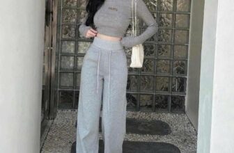 [🆕🇻🇳] Xuất Xịn Zara Mango (Jolie Shop) 👕 Top1Fashion 👗  Quần culotes nỉ ZR xịn sò ạ, chất nỉ dày dặn, mềm mịn, cực đẹp, lên dáng cực đỉnh, rủ quần, mix crop thì suất sắc luôn ạ, hàng full túi zip xịn xò
Sz S M L , shares-0✔️ , likes-4❤️️ , date-2025-01-13 22:09:50🇻🇳🇻🇳🇻🇳📰🆕