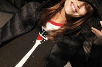 [???] V.I.C – XUẤT KHẨU – Hàng xuất khẩu có sẵn ? Top1Fashion ?  BLACK QUILTED JACKETDự trữ ngay một em áo phao cực kì thời trang cho đợt lạnh sắp tới thôi chị em. Phao Za.ra luôn luôn giữ tiêu chí ấm áp nhưng vẫn rất  , shares-0✔️ , likes-1❤️️ , date-2025-01-15 18:20:03????????