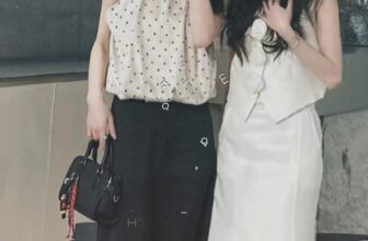 [🆕🇻🇳] Phương Ngân Shoes – 310 Lê Quý Đôn – Giày Dép Nam Nữ 👕 Top1Fashion 👗  GỢI Ý OUTFIT ĐÓN TẾT ẤT TỴ
(mix áo măng tô nếu trời trở lạnh)
Giày QB da xịn lên hack dáng, càng đi càng mềm shop sẵn nhé các nàng
#phươngngânshoes
#310 , shares-0✔️ , likes-5❤️️ , date-2025-01-24 16:20:18🇻🇳🇻🇳🇻🇳📰🆕