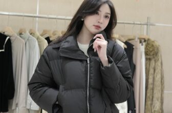 [🆕🇻🇳] 𝗛𝗮𝗽𝗽𝘆 𝗛𝗮𝗵𝗮𝗵𝗮 𝗦𝘁𝘂𝗱𝗶𝗼 (Hàng nhập cao cấp) 👕 Top1Fashion 👗  Áo phao lông vũ vừa nhẹ vừa ấm cho Tết này
Happy đang sẵn 2 chiếc ạ.—
𝗛𝗔𝗣𝗣𝗬 𝗛𝗔𝗛𝗔𝗛𝗔 𝗦𝗧𝗨𝗗𝗜𝗢
Add: 14B1 Lý Nam Đế – Hà Nội
Shopee:
Insta:
Hàng mới, CTKM: , shares-0✔️ , likes-2❤️️ , date-2025-01-24 18:43:19🇻🇳🇻🇳🇻🇳📰🆕