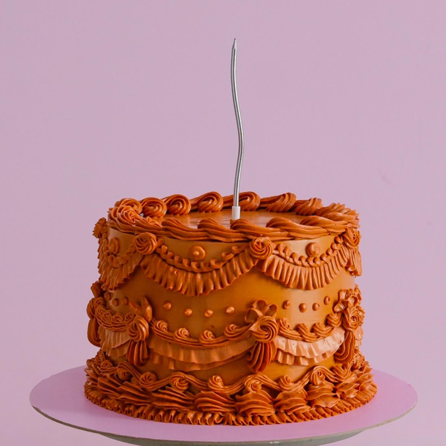 [🆕🇻🇳] Mito Sweets – Đào tạo trang trí bánh chuyên nghiệp 🍔 Top1Food  🍜  VẺ ĐẸP HOÀI CỔ – SỨC HÚT KHÓ CƯỠNG 

Bạn có từng say mê những nét tinh tế của phong cách vintage cổ điển? 
Hãy để những chiếc bánh kem tại Mito Sweets đưa , shares-0✔️ , likes-4❤️️ , date-2025-01-17 16:13:37🇻🇳🇻🇳🇻🇳📰🆕