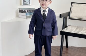 [🆕🇻🇳] FBaby Store – Thời Trang Trẻ Em Thiết Kế Cao Cấp 😎❤️️⭐️ 𝑺𝒆𝒕 𝑽𝒆𝒔𝒕 𝑯𝒐𝒕 𝑵𝒉𝒂̂́𝒕 𝑴𝒖̀𝒂 𝑻𝒆̂́𝒕 𝟐𝟎𝟐𝟓
Mua 1 được những 4. Set gồm :  Áo vest, áo sơ mi, quần và cà vạt
Chất liệu chéo hàn cao cấp mềm mịn, giữ form cực tốt , shares-5✔️ , likes-50❤️️ , date-2025-01-16 17:51:08🇻🇳🇻🇳🇻🇳📰🆕