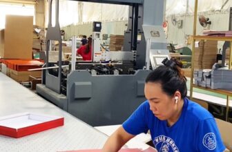 [🆕🇻🇳] Recolor – Vua bao bì giấy – Dịch vụ in ấn 🎨 Top1Designs ✨  Lại thêm 1 năm RECOLOR đồng hành cùng Trường Đại Học Kinh Tế TPHCM với vỏ hộp quà tết sang trọng
Tết năm nay đã có ai nhận được hộp quà cao cấp từ trường  , shares-0✔️ , likes-0❤️️ , date-2025-01-15 02:00:23🇻🇳🇻🇳🇻🇳📰🆕