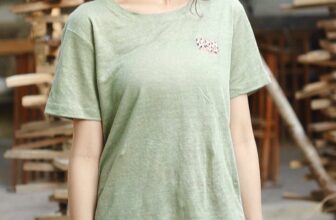[🆕🇻🇳] ViS Store 👕 Top1Fashion 👗  DA -RA T-SHIRTForm dáng suông trẻ trung , thoải mái. Chất thun cotton đốm, chất thoáng mát và rất được ưu chuộng.
Giá: 150k sale còn 105kMã: A892
Màu: , shares-0✔️ , likes-0❤️️ , date-2025-01-23 03:00:27🇻🇳🇻🇳🇻🇳📰🆕