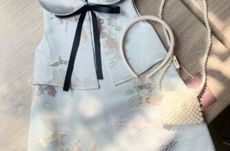 [🆕🇻🇳] P’ti Chou – Thời trang thiết kế dành cho trẻ em 😎❤️️⭐️ ✿ Quá nhanh với Thanh Di chỉ còn 30 váy sau 2 ngày bán ạ. Deal 290k iu thương với chất liệu gấm cao cấp, ánh xanh xám ngọc trai xinh xỉu✿ Trong 2 ngày tớ , shares-1✔️ , likes-10❤️️ , date-2025-01-19 00:30:04🇻🇳🇻🇳🇻🇳📰🆕