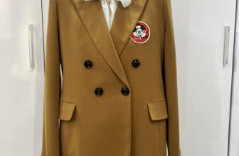 [🆕🇻🇳] Chemise by Zizichan – Vest, Blazer thiết kế được may thủ công 👕 Top1Fashion 👗  Lạc 1 em blazer size M màu nâu tây sale 50% còn 500k/ áo
Hàng sale shop ko ship cod , khách vui lòng thanh toán ck trước ạ
, shares-0✔️ , likes-1❤️️ , date-2025-01-17 00:14:31🇻🇳🇻🇳🇻🇳📰🆕