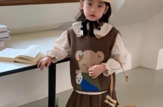 [🆕🇻🇳] Thời trang cao cấp size Đại cho bé 🧑‍🧒❤️️👶⭐️  DỌN KHO NGHỈ TẾT —  GIÁ 419k GIẢM CÒN #269k/1 SET
SET 3 chi tiết hàng QC cao cấp gồm áo len dày dặn, 1 áo sơ mi xinh xắn và 1 chân váy xếp ly, mẹ đc mu , shares-0✔️ , likes-1❤️️ , date-2025-01-18 18:03:04🇻🇳🇻🇳🇻🇳📰🆕