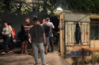 [🆕🇻🇳] Tiệm ăn Gặm – Chân gà muối sả ớt 🍔 Top1Food  🍜 Tối nay, ngồi tổng kết lại một năm 2024, mình thấy lòng mình lại dâng lên bao nhiêu cảm xúc khó tả. Một năm qua, thật sự có quá nhiều khoảnh khắc đẹp đáng  , shares-0✔️ , likes-19❤️️ , date-2025-01-19 09:05:14🇻🇳🇻🇳🇻🇳📰🆕