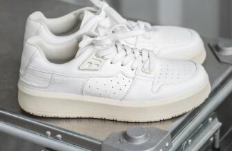 [🆕🇻🇳] Sep VN 👕 Top1Fashion 👗  Sẵn 1 đôi 39 giao ngay.

Sale giảm ngay 500.000đ -> giá chỉ còn 690.000đ
 , shares-0✔️ , likes-4❤️️ , date-2025-01-18 21:58:52🇻🇳🇻🇳🇻🇳📰🆕