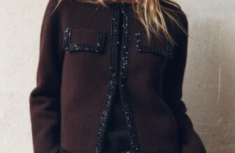 [???] V.I.C – XUẤT KHẨU – Hàng xuất khẩu có sẵn ? Top1Fashion ?  WOOL BEADED KNIT CARDIGANEm này mà không mua thì mua em nào nữa các chị ơi. Nét căng từ form dáng tới chất liệu. Hàng cao cấp nên các chị chỉ ưng mẫu là  , shares-0✔️ , likes-0❤️️ , date-2025-01-21 18:40:05????????