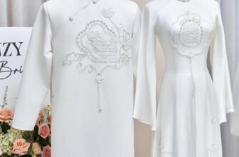 [🆕🇻🇳] MINZY Bridal – Váy Cưới Đẹp 🤵🏻 Top1Wedding 👰🏻  Áo dài trắng như một bông hoa thanh khiết, tỏa sáng vẻ đẹp ngọt ngào và trong trẻo, mang đến sự tinh tế cho cô dâu trong ngày trọng đại𝐌𝐢𝐧𝐳𝐲 𝐁𝐫𝐢𝐝𝐚𝐥 – 𝐕𝐞̉ , shares-1✔️ , likes-2❤️️ , date-2025-01-18 16:35:44🇻🇳🇻🇳🇻🇳📰🆕