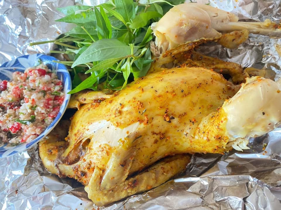 [🍜🇻🇳] CÀ MÈN – Đặc sản quê hương Quảng Trị 🍔Top1Food 🍜 – Tất niên, tất niên thôi nào anh chị ơiiiiiii!Hôm ni Mèn có:– Gà kho ném– G …