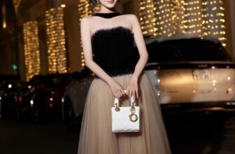 [🔑🇻🇳] L’amour Dress – Cho thuê váy thiết kế cao cấp 🤝 Top1Rent 🔑  Xinh đẹp mĩ miềuuuu
Vẫn là nàng công chúa nhưng là công chúa sang chảnh nhaL’amour Dress – Cho Thuê Áo Dài Và Váy Thiết Kế Cao Cấp Chính Hãng
7 Nhà Thờ , shares-0✔️ , likes-15❤️️ , date-2025-01-20 17:23:59🇻🇳🇻🇳🇻🇳📰🆕