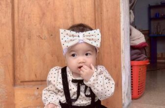 [🆕🇻🇳] Tiệm Sun – Quần áo đẹp cho bé – Bí mật của những em bé TỰ TIN – THẦN THÁI và HẠNH PHÚC � 🧑‍🧒❤️️👶⭐️ Tầm này chỉ ngồi nhà NHẬN và NGẮM feedback thôi ạ#feedback_TiemSun #khachnhiyeuthuong
, shares-0✔️ , likes-2❤️️ , date-2025-01-20 21:08:49🇻🇳🇻🇳🇻🇳📰🆕