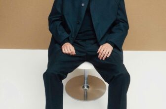 [???] Sai Gon Factory Outlet  ? Top1Fashion ?  𝐓𝐨̂̉𝐧𝐠 𝐡𝐨̛̣𝐩 𝐠𝐢𝐚̀𝐲 𝐍𝐚𝐦 SIZE 42Mỗi đôi giày đều được chế tác tỉ mỉ – chú trọng đến từng chi tiết nhỏ nhất, từ những đường chỉ may tinh xảo đến kiểu dáng h , shares-0✔️ , likes-0❤️️ , date-2025-01-21 16:30:53????????