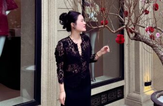 [🆕🇻🇳] Bui Lan Anh Studio – 𝑸𝒖𝒂̂̀𝒏 𝑨́𝒐 𝑵𝒖̛̃ 𝑯𝒐𝒕 𝑻𝒓𝒆𝒏𝒅 👕 Top1Fashion 👗  Mùa xuân có cúc có đào, có thêm em nữa ngọt ngào cả năm
, shares-0✔️ , likes-86❤️️ , date-2025-01-22 22:08:18🇻🇳🇻🇳🇻🇳📰🆕