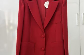 [🆕🇻🇳] Chemise by Zizichan – Vest, Blazer thiết kế được may thủ công 👕 Top1Fashion 👗  Áo đỏ cho các nàng diện
Bên vận chuyển đã ngừng nhận đơn , hiện shop e nhận ship nội thành thôi ạ , ngày Tết phí ship tăng cao , các khách mua gì báo sho , shares-0✔️ , likes-5❤️️ , date-2025-01-22 16:30:00🇻🇳🇻🇳🇻🇳📰🆕