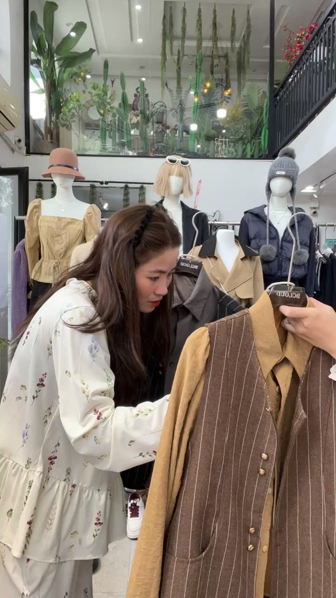 [???] Bcloud – Quần áo giày dép túi xách thời trang  ? Top1Fashion ?  SALE SALE SALE
 , shares-0✔️ , likes-72❤️️ , date-2025-01-19 20:13:48????????