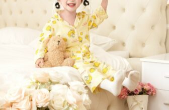 [🆕🇻🇳] ULACHOI’S OFFICIAL STORE – “ĐẸP VÀ CHẤT” 😎❤️️⭐️  Ngủ ngoan cả đêm với bộ pijama ấm áp!Chất đũi cao cấp, mềm nhẹ, dịu làn da bé, giữ ấm nhưng không gây bí bách.
Họa tiết đáng yêu, màu sắc tươi sáng, bé , shares-0✔️ , likes-2❤️️ , date-2025-01-25 17:00:11🇻🇳🇻🇳🇻🇳📰🆕