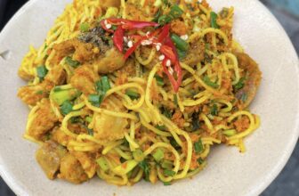 [🆕🇻🇳] CÀ MÈN – Đặc sản quê hương Quảng Trị 🍔 Top1Food 🍜 Trên chuyến bay về quê, lúc cất cánh, 1 em bé quấy khóc, đòi mẹ bồng. Người mẹ nhẹ nhàng vỗ về, vừa vỗ về vừa an ủi em bé: “Không khóc nữa nhen, Mẹ bồng em , shares-0✔️ , likes-7❤️️ , date-2025-01-23 15:42:43🇻🇳🇻🇳🇻🇳📰🆕