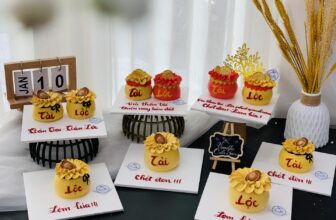 [🆕🇻🇳] Vanilla Cake Store (Chi Nhánh Hồ Chí Minh) – Tiệm bánh 🍔 Top1Food  🍜 Vía thần tài lộc phát quanh năm.
Chiếc bánh nhỏ….ý nghĩa lớn không thể thiếu nhân ngày đầu năm mới.
Sửa soạn mâm cúng thật tươm tất cho ngày khai trương  , shares-0✔️ , likes-1❤️️ , date-2025-01-22 19:40:54🇻🇳🇻🇳🇻🇳📰🆕