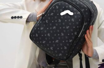 [🆕🇻🇳]  Măng Kids chuyên các mặt hàng xuất dư, xuất xịn 😎❤️️⭐️ BACKPACK
—
Một chiếc balo xịn sò cho những chuyến đi vào dịp lễ Tết, hết lễ thì mình dùng đi làm đi học.
Quá đẹp quá xuất sắc luôn
Chất da dày dặn, full  , shares-0✔️ , likes-0❤️️ , date-2025-01-22 12:37:30🇻🇳🇻🇳🇻🇳📰🆕