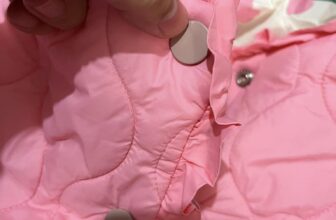 [🆕🇻🇳] Pokid – Chuyên hàng xuất xịn 🧑‍🧒❤️️👶⭐️ Áo xinh, nhẹ, ấm, mặc được 2 mặt.
Mỗi size 1 chiếc.Sz (9-11kg)
Sz (11-14kg)
Sz (14-18/19kg)225k–> 195k
, shares-1✔️ , likes-1❤️️ , date-2025-01-23 23:32:28🇻🇳🇻🇳🇻🇳📰🆕