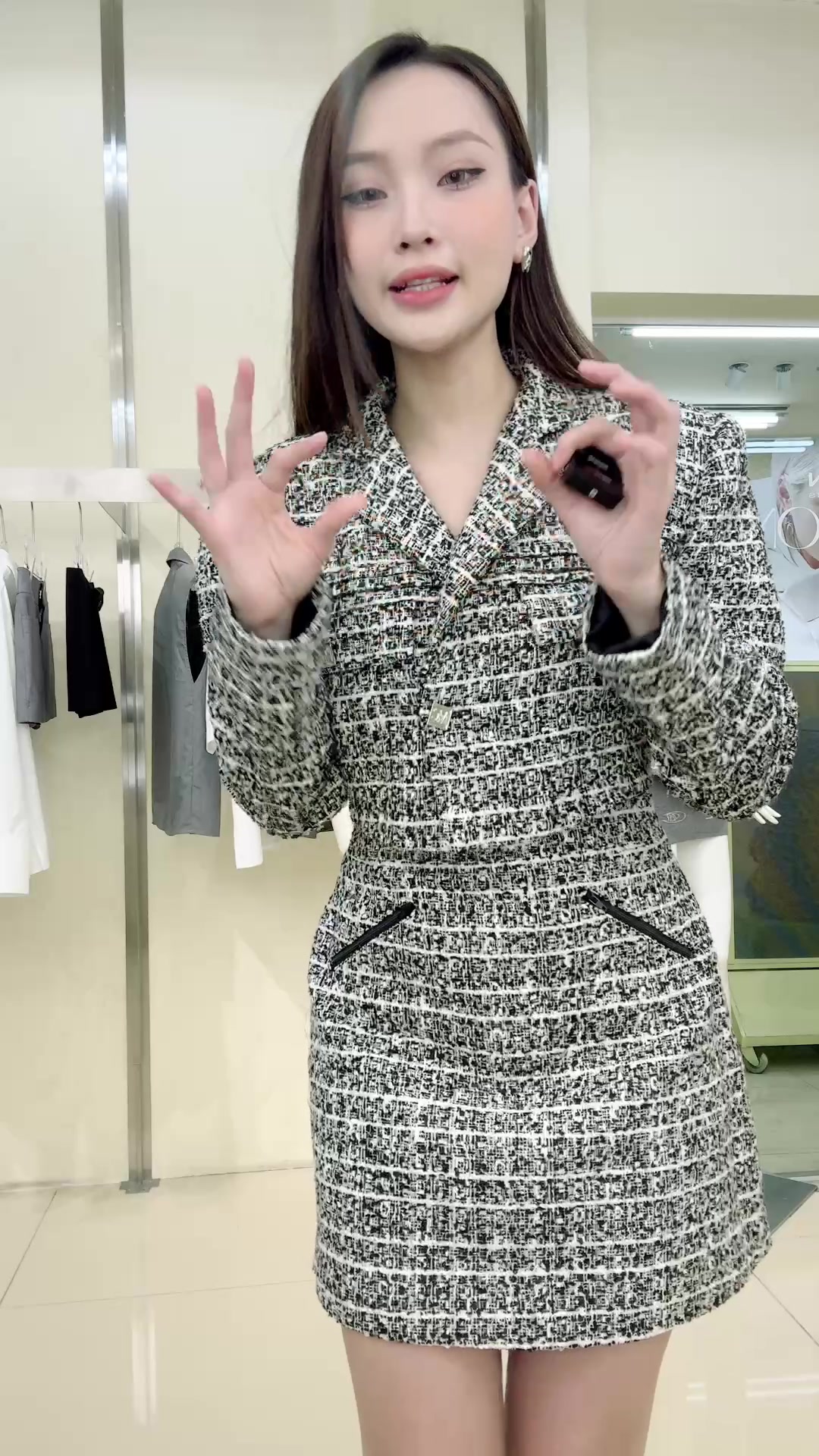 [???] Ma Chérie  ? Top1Fashion ?  LIVESTREAM TẶNG ĐỒ CUỐI NĂM
 , shares-0✔️ , likes-27❤️️ , date-2025-01-22 03:03:43????????