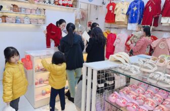 [🆕🇻🇳] Bắp Xinh Shop – Thời Trang Của Bé 🧑‍🧒❤️️👶⭐️ 𝐁ắ𝐩 𝐗𝐢𝐧𝐡 𝐦ở 𝐜ử𝐚 𝐭ừ 𝟖𝐡𝟏𝟓 – 𝟐𝟐𝐡 𝐡à𝐧𝐠 𝐧𝐠à𝐲 đế𝐧 𝐡ế𝐭 𝐧𝐠à𝐲 𝟐𝟖 â𝐦 𝐥ị𝐜𝐡  𝐦ờ𝐢 𝐜á𝐜 𝐛𝐚 𝐦ẹ 𝐠𝐡é 𝐪𝐮𝐚 𝐜𝐡ọ𝐧 đồ 𝐜𝐡𝐨 𝐛é 𝐧𝐡é ạ
Không khí mua sắm nhộn nhịp tại Bắp Xinh cả ngà , shares-1✔️ , likes-2❤️️ , date-2025-01-23 04:34:50🇻🇳🇻🇳🇻🇳📰🆕