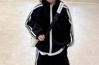 [🆕🇻🇳] Nhà Hạt Dẻ – Thời trang Trẻ em và Gia đình 😎❤️️⭐️ 1 chiếc post style khoẻ khoắn, năng động và cá tính cho các chàng trai.Mẹ các em bé trai nào đam mê style này thì đừng chần chừ nha.
Set bộ nỉ kéo khoá c , shares-0✔️ , likes-0❤️️ , date-2025-01-25 02:58:57🇻🇳🇻🇳🇻🇳📰🆕