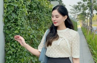[🆕🇻🇳] Thời Trang Thiết Kế – Kate By Linh Nguyen👕 Top1Fashion 👗  𝐎𝐮𝐫 𝐛𝐞𝐥𝐨𝐯𝐞𝐝 𝐜𝐮𝐬𝐭𝐨𝐦𝐞𝐫
Giữ trọn vẹn tinh thần thanh lịch trẻ trung và hiện đại là hình ảnh cô nàng KATE trong set đồ kết hợp giữa áo Larmy Top và chân váy K , shares-0✔️ , likes-9❤️️ , date-2025-01-22 23:39:27🇻🇳🇻🇳🇻🇳📰🆕