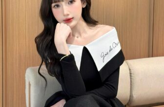 [🆕🇻🇳] LAVIEM Design –  Thiết kế vô cùng tinh tế, tỉ mỉ trong từng chi tiết👕 Top1Fashion 👗  𝐎𝐍𝐈𝐂𝐀 𝐒𝐄𝐓 – 𝐒𝐮̛̣ 𝐭𝐢𝐧𝐡 𝐭𝐞̂́ 𝐯𝐮̛𝐨̛̣𝐭 𝐭𝐡𝐨̛̀𝐢 𝐠𝐢𝐚𝐧
Mang vẻ đẹp bí ẩn và đẳng cấp, Onica Set màu đen là sự kết hợp hoàn hảo giữa chất liệu len dệt cao cấp mềm m , shares-2✔️ , likes-29❤️️ , date-2025-01-24 21:58:05🇻🇳🇻🇳🇻🇳📰🆕